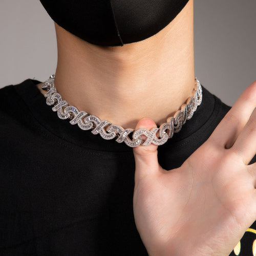 15mm Diamond Geometric Infinity Cuban Chain